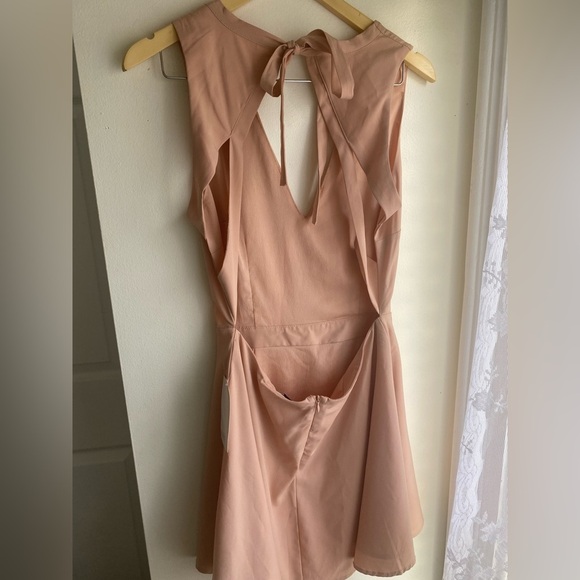 NWT Tobi Andie Blush Pink Pastel Peach Mini Skater Open Cutout Back Dress Large - Picture 10 of 15